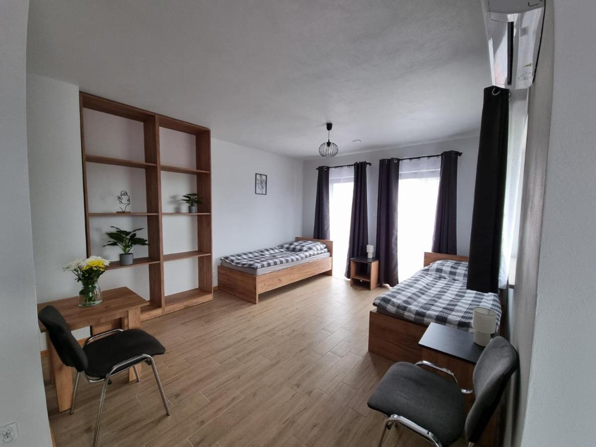 Pokoje Pod Wietrznia Kielce Exterior foto