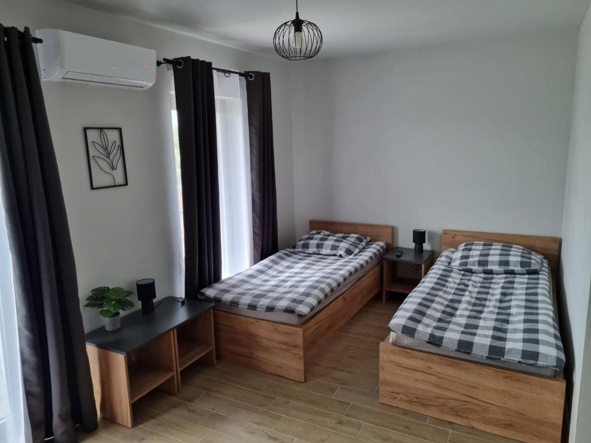 Pokoje Pod Wietrznia Kielce Exterior foto